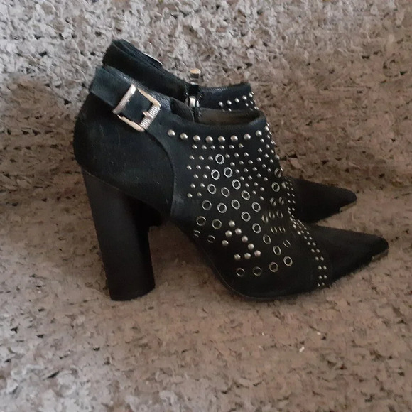 BARBARA BUI-Paris-Studded/Grommets Black  Suede Ankle Boots-Zip-Sz 38-Excellent - Picture 5 of 8